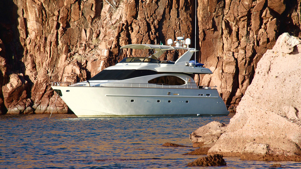 80 Azimut Luxury Yacht