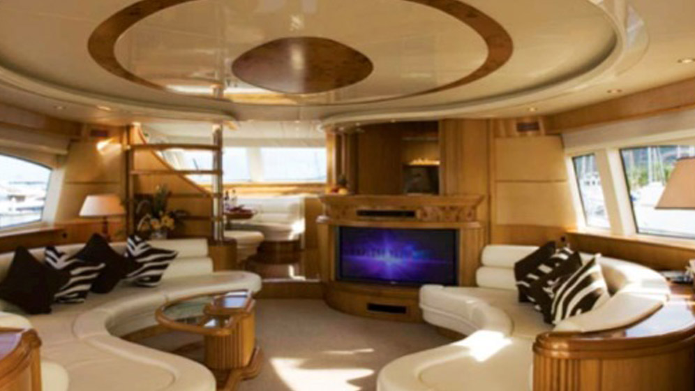 80 Azimut Luxury Yacht
