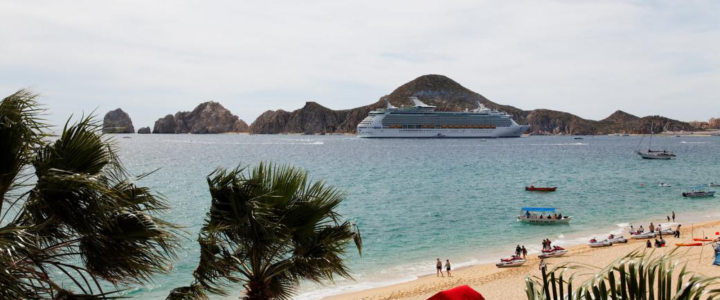 Your Guide to An Unforgettable Luxury Vacation In Cabo San Lucas