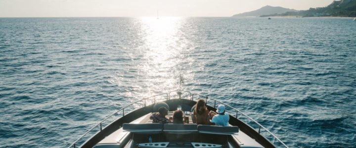 3 Reasons Why The 80 Ft Sunseeker Luxury Yacht Offers The Perfect Getaway