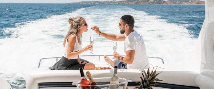 ‘The Date Night’ – How to Plan the Perfect Getaway with Your Beau on Cabo Luxury Yacht