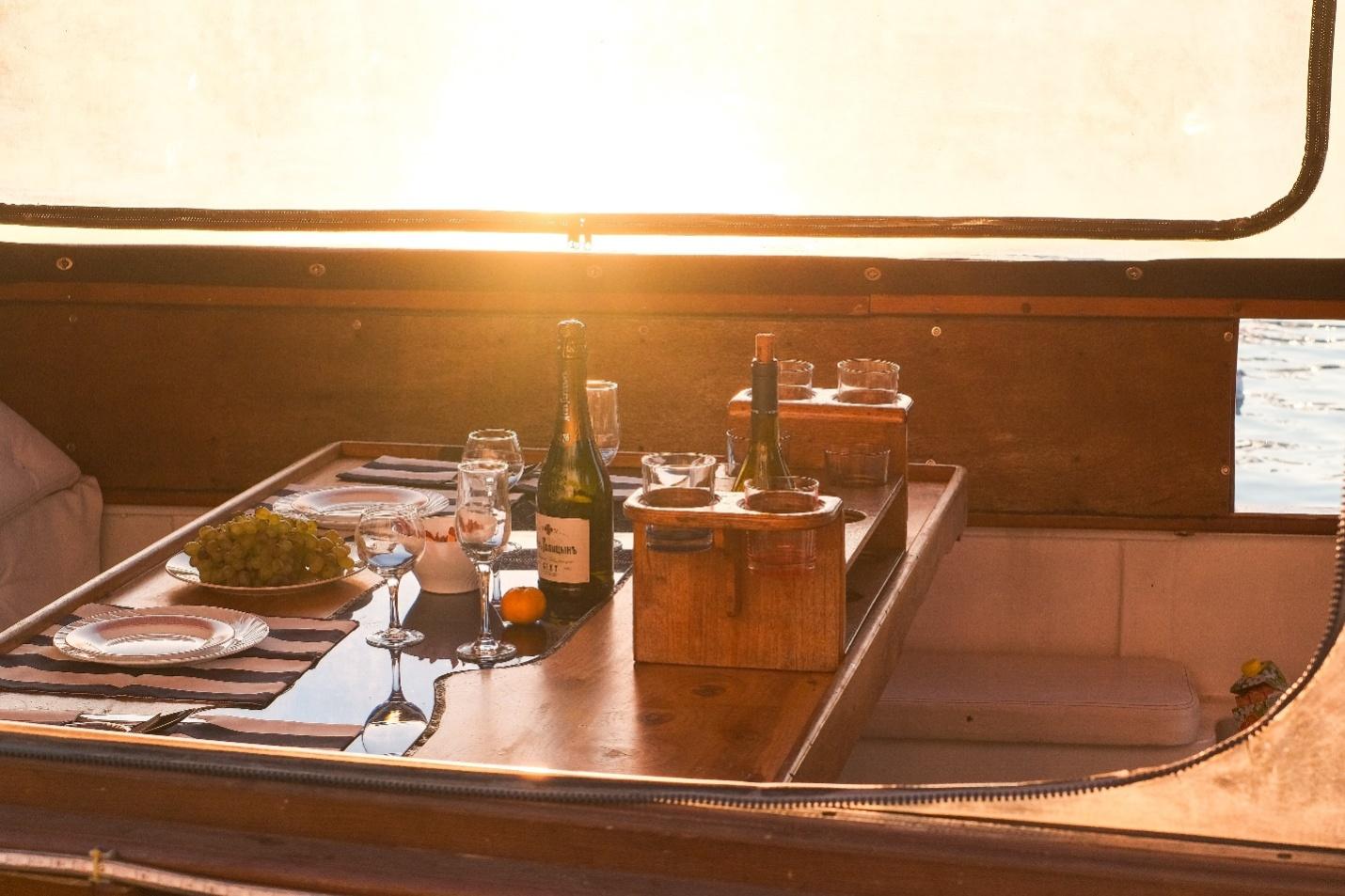 Dinner for two on a yacht