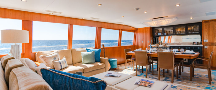 Everything You Should Look for When Booking A Luxury Yacht 