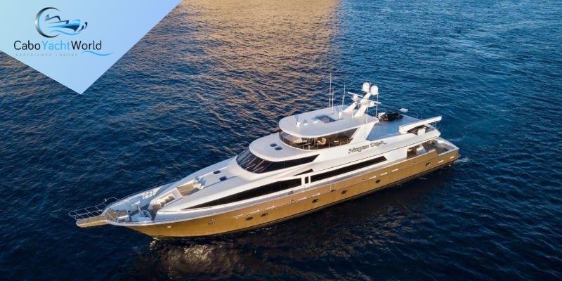 The Benefits of Chartering a Luxury Yacht in Cabo San Lucas