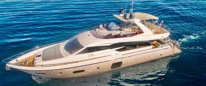 The Benefits of Chartering a Luxury Yacht in Cabo San Lucas